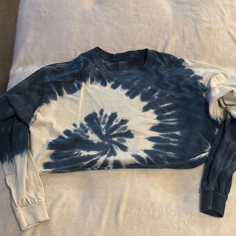Urban Outfitters Blue Tie-Dye Sweatshirt